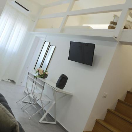 A Due Passi Appartement Terrasini Buitenkant foto